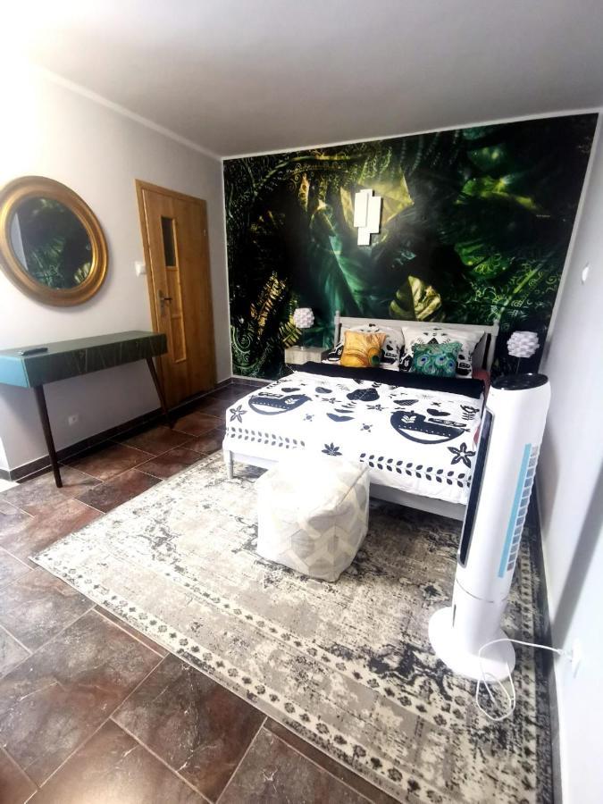 Butikowe Pokoje Zdroj Glucholazy Luaran gambar
