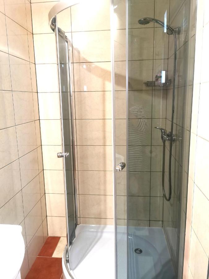 Butikowe Pokoje Zdroj Glucholazy Luaran gambar