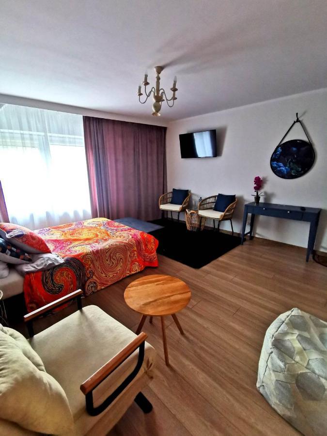 Butikowe Pokoje Zdroj Glucholazy Luaran gambar